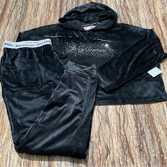 Juicy Couture - Picture 6 of 7